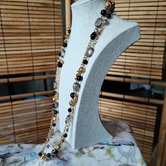 Joan Rivers Signed Extra Long Gold Tone Black Smoke Necklace Acrylic and Glass - Picture 3 of 9